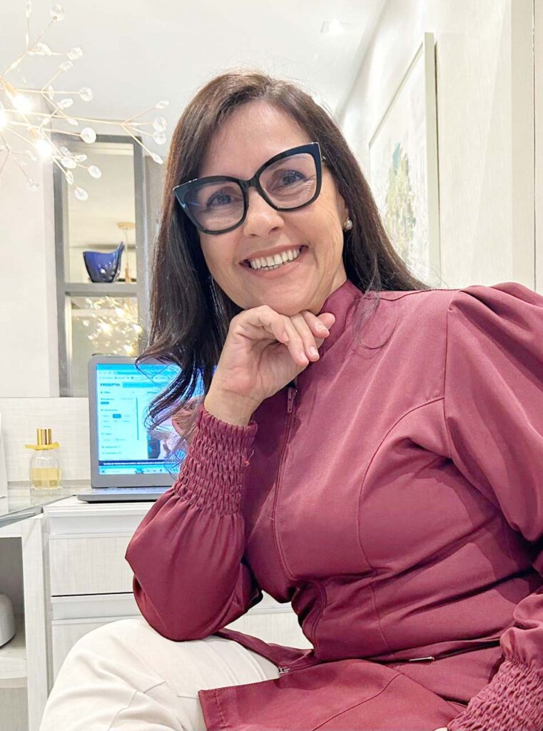 Cirurgiã-dentista Silvia Borges alerta para outros fatores de risco. Foto: Divulgação