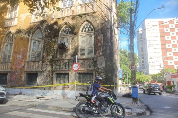 Por muitos anos, o prédio abrigou a Escola Normal Pinto Júnior. Foto: Wagner Oliveira