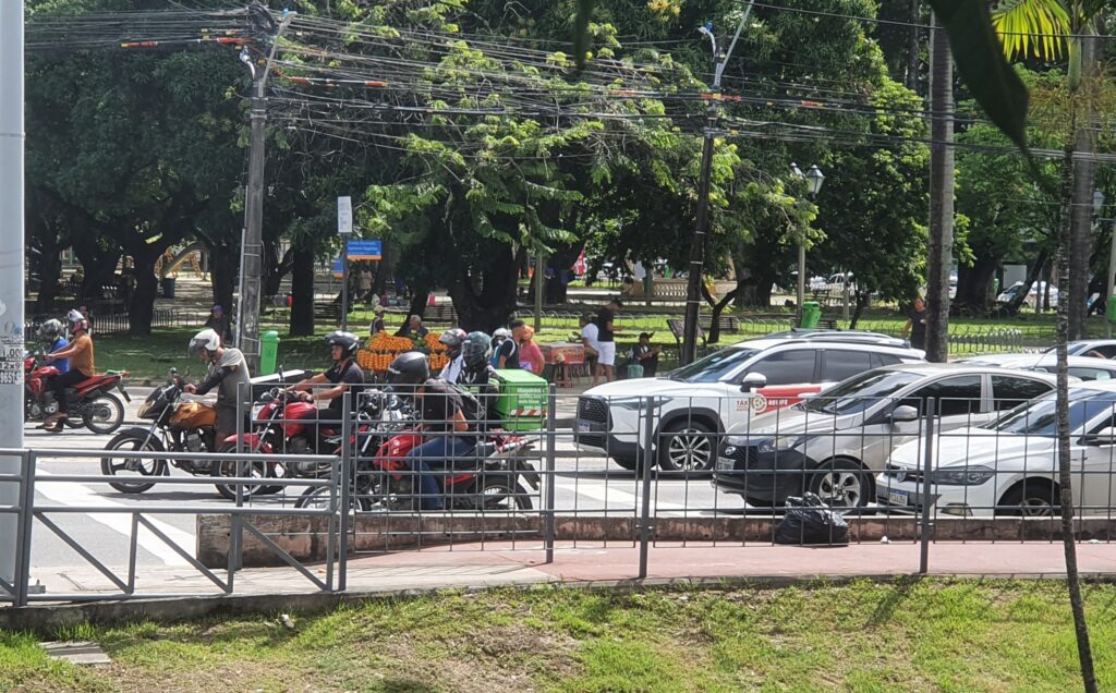 Hospitais têm ficado lotados com vítimas de acidentes de motos. Foto: Wagner Oliveira